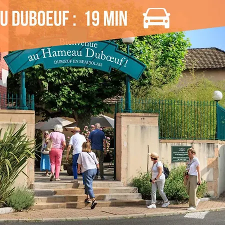 Parking Et Exterieur A 50m De La Saone Apartment